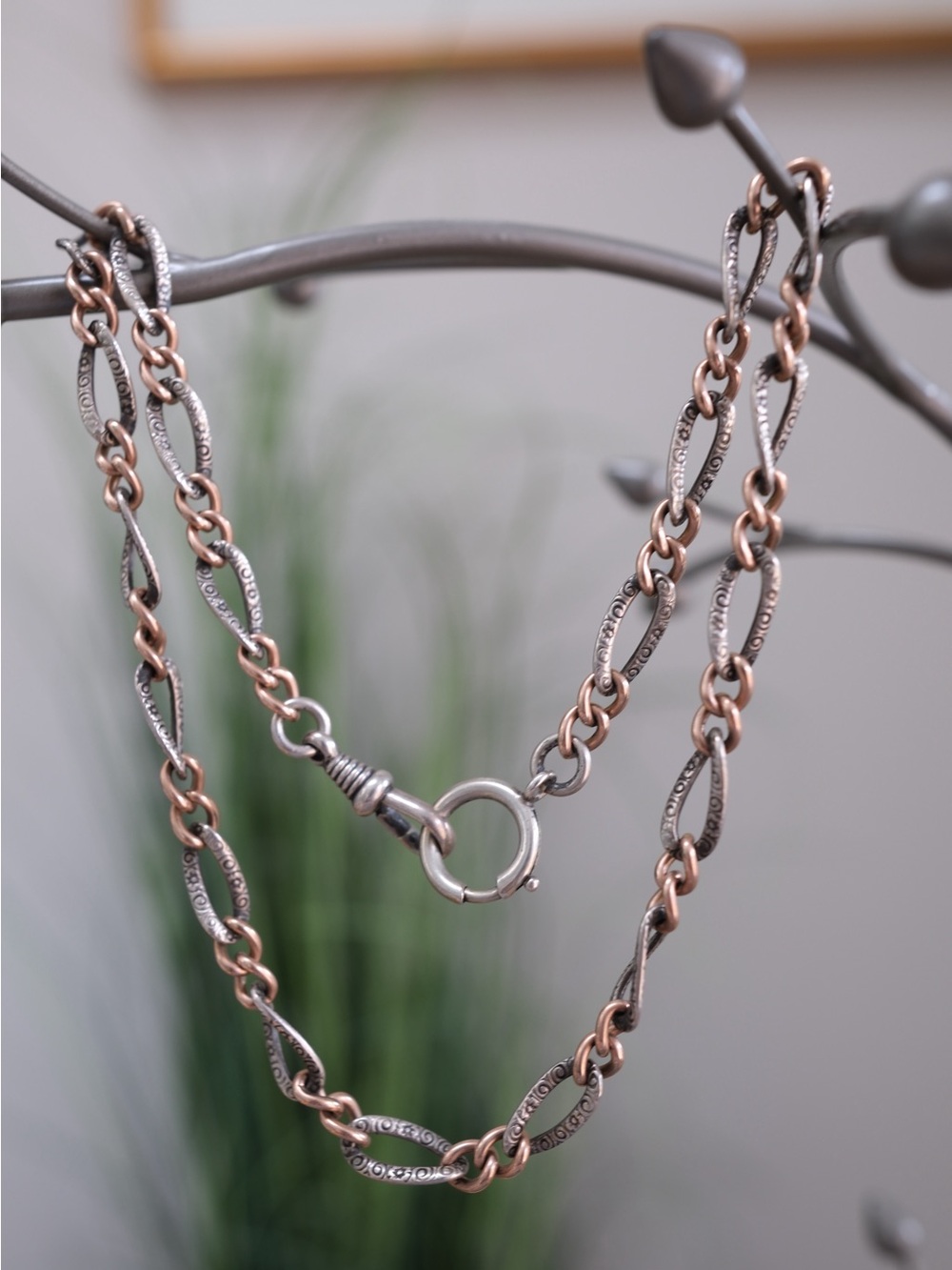 Two-Tone Embossed Oval Link Statement Necklace 17”